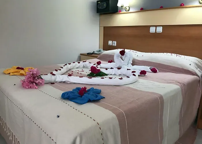 Club Turkuaz Garden Adult Only Отель 3*